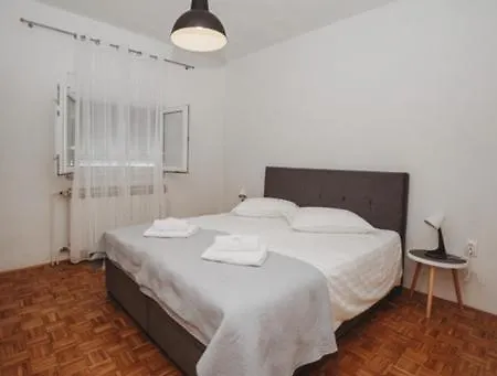 Mare Apartment