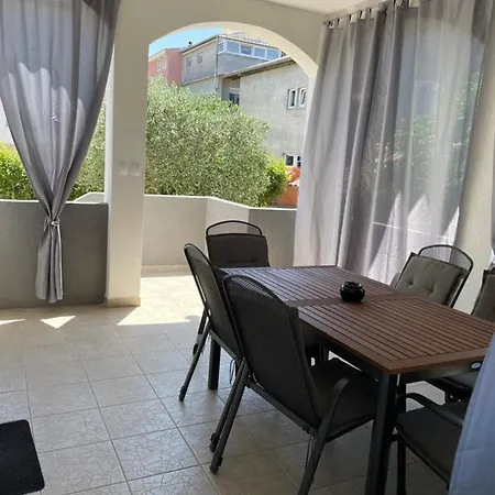 Mare Apartment